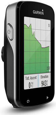 Garmin Edge 820 visto desde un lateral con una gráfica verde en su pantalla